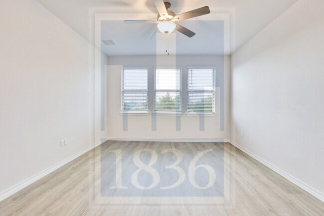 Building Photo - 17609 Chino Ln