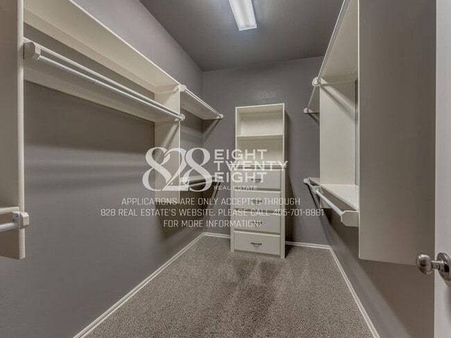 Building Photo - Stunning 3 Bed/3 Bath Home in Auburn Meadows Gated Community