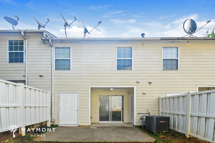 Building Photo - 3150 Panthers Trce