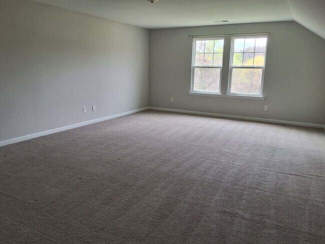 Building Photo - Knoxville 37934 - Farragut - Short term Lease Only - 3 bedroom, 2.5 bath home - Contact Sharon Ar...