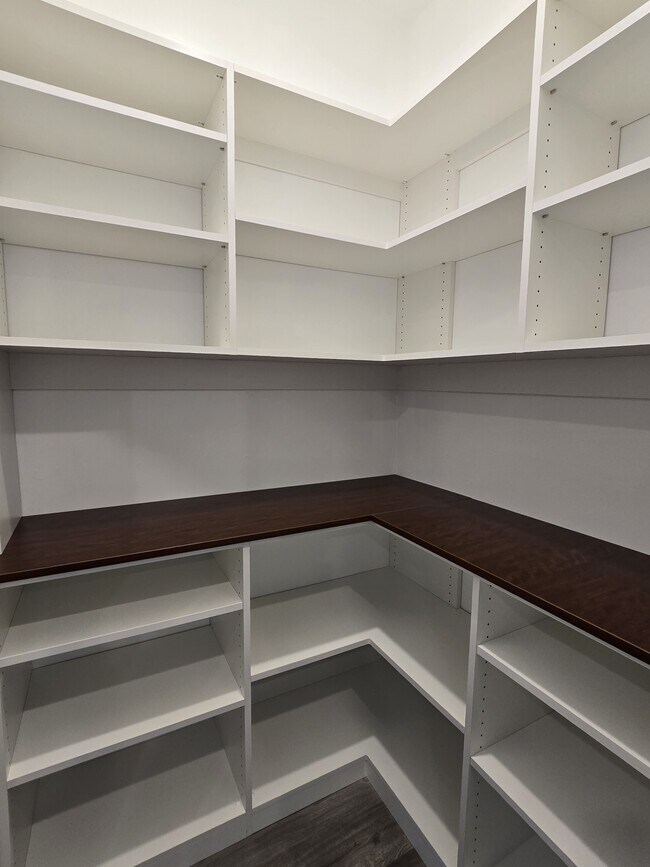 Building Photo - 276 Olivia Ct