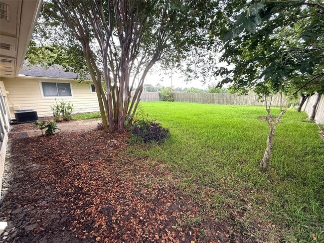 Building Photo - 2503 Ironclad Dr