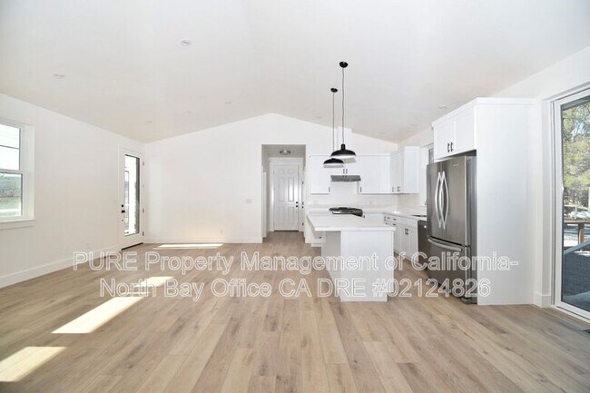 Building Photo - 510 Fairview Ct