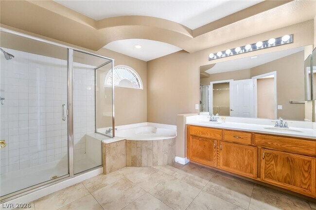 Building Photo - 1849 Glory Lily Ct