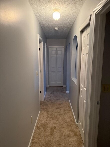 Building Photo - 6729 Kristins Cove Ln