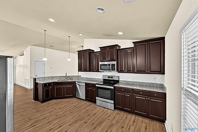 Building Photo - 130 Tybee Dr