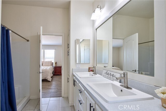 Building Photo - 35890 Meadow Ridge Rd