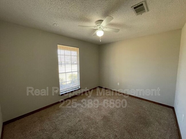 Building Photo - 11350 Blanton Ave