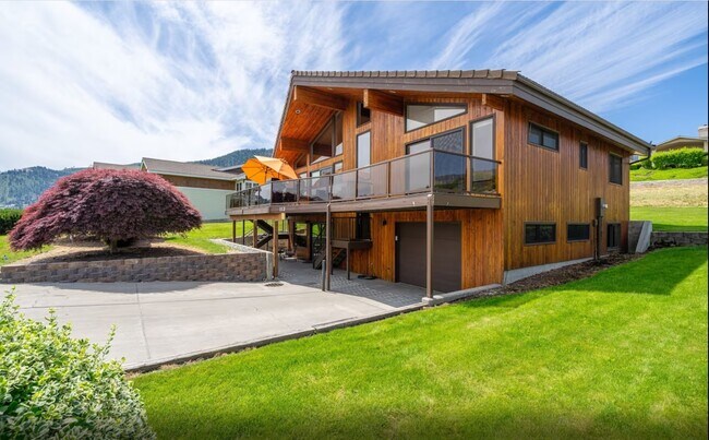 Building Photo - 113 Chelan View Dr