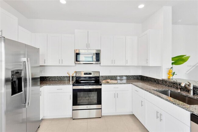 Building Photo - 6032 Shiner St