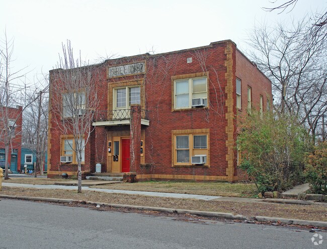 Building Photo - Reedy Apartments