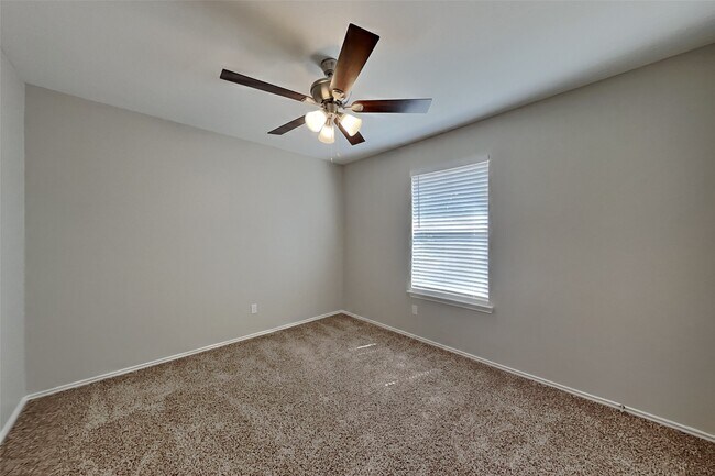 Building Photo - 16819 Kettle Creek Dr