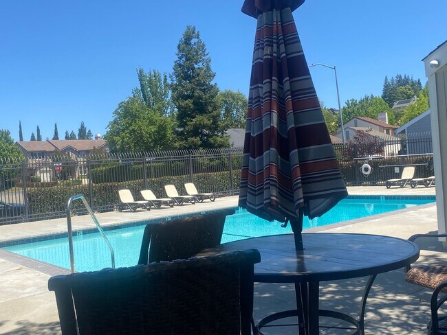 Building Photo - San Ramon Cozy Single Story 3 Bed / 2 Bath...