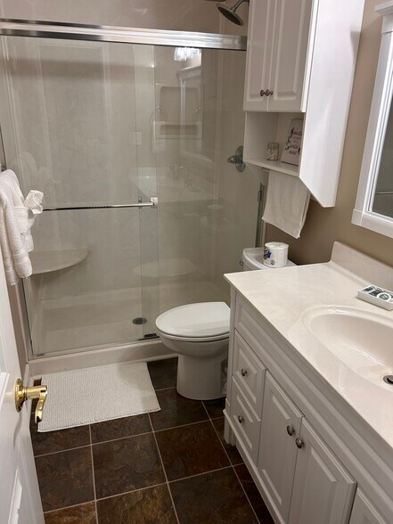 Building Photo - 214 Indian Trl