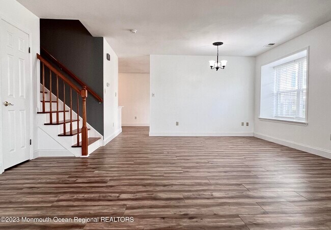 Building Photo - 1133 Roseberry Ct