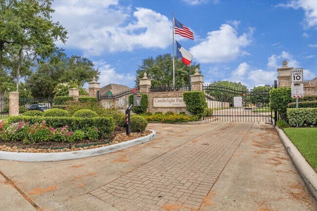 Building Photo - 18747 Candle Park Dr