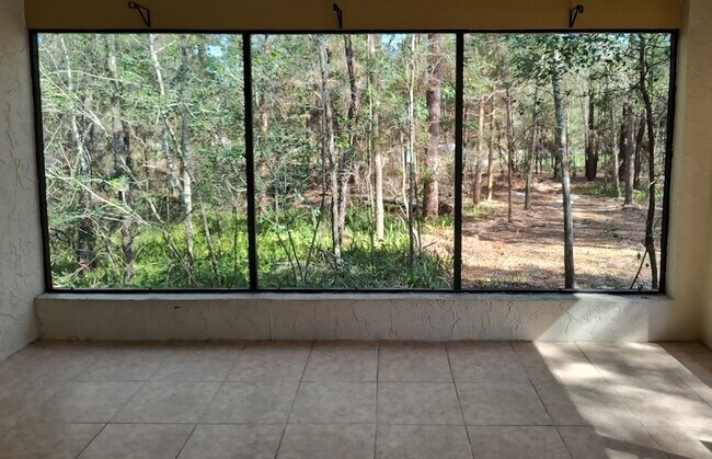 Building Photo - 9731 SW 200th Ct
