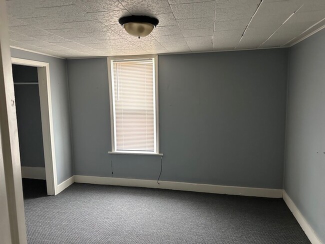 Building Photo - Coming soon- 4 bedroom house with double lot in Mansfield