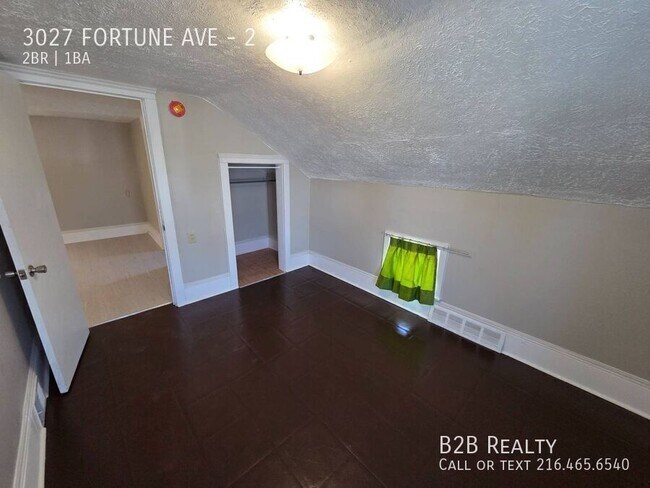 Building Photo - 3027 Fortune Ave