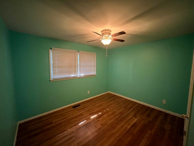 Bedroom 1 - 5316 Newhall Rd