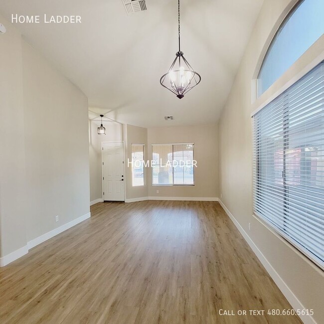 Building Photo - 14456 W Boca Raton Rd