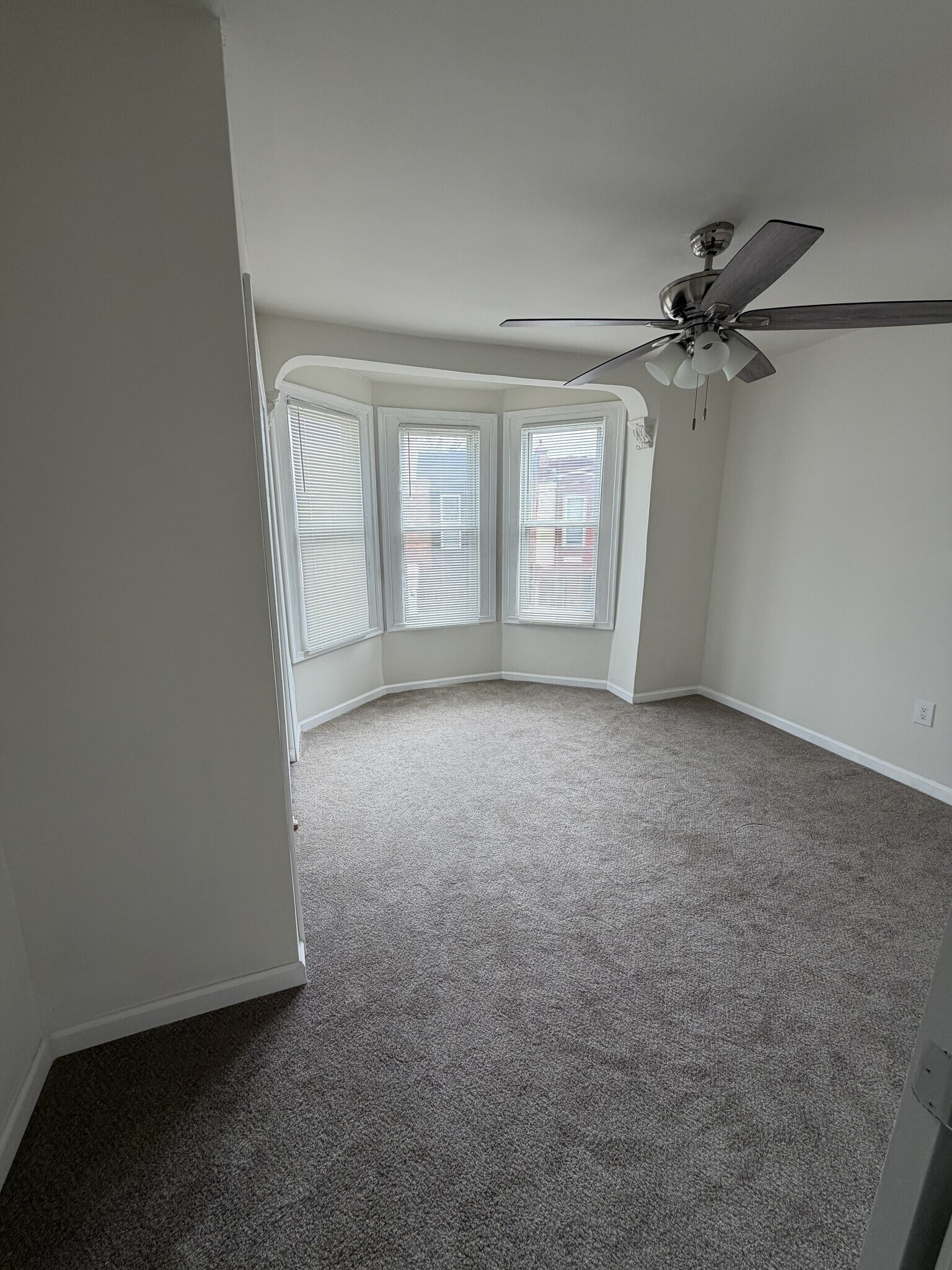 Building Photo - 1424 N Corlies St