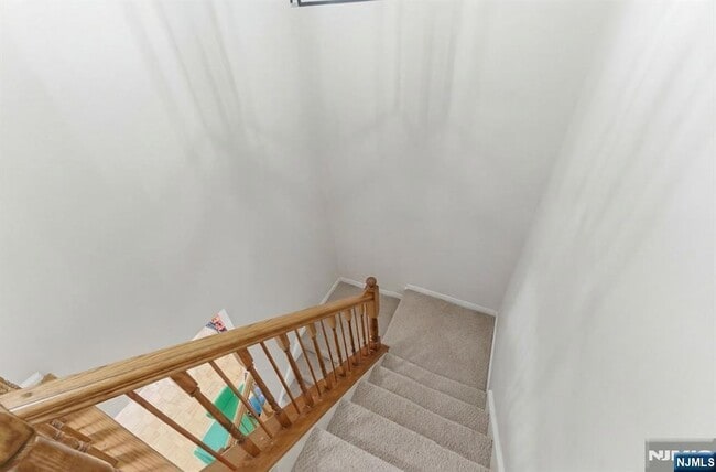 Building Photo - 774 Sassafras Ct