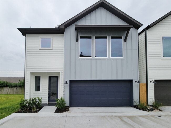 Building Photo - 8316 Curry Rd