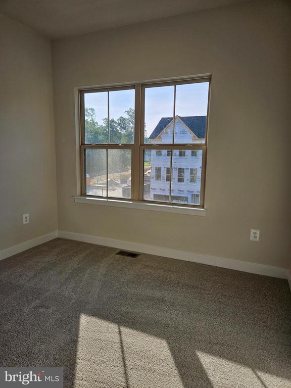 Building Photo - 7118 Bighorn Rd