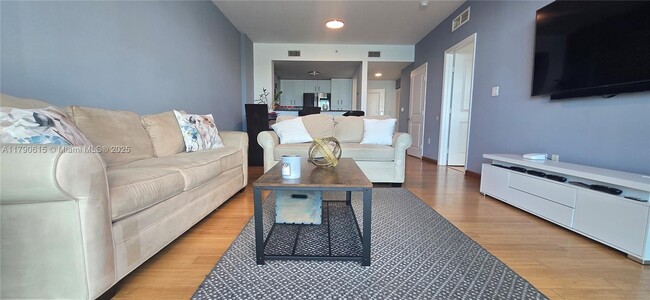 Building Photo - 7900 Harbor Island Dr