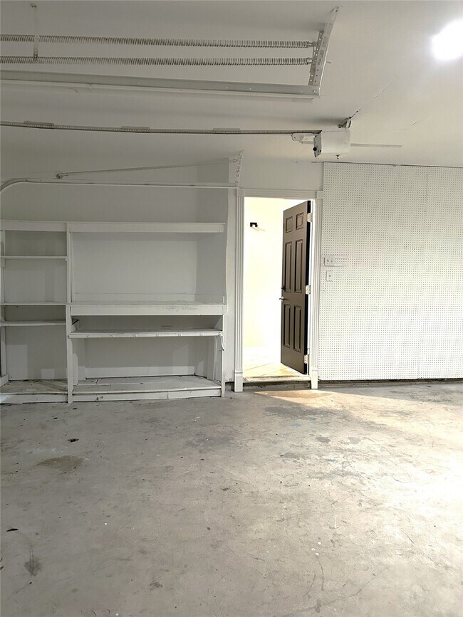 Building Photo - 2715 Spring Canyon Ct