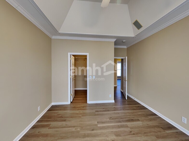 Building Photo - 720 Magnolia Trail