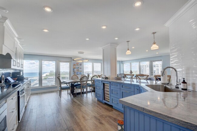 Building Photo - 2066 N Ocean Blvd