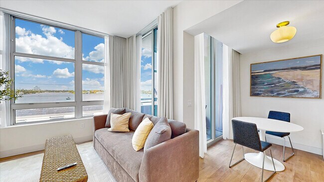 Building Photo - 777 N Ocean Dr