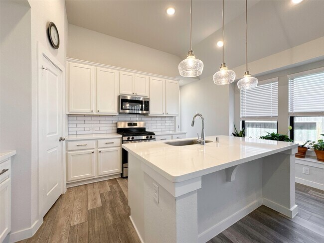 Building Photo - 3205 Cornflower Coast Ct