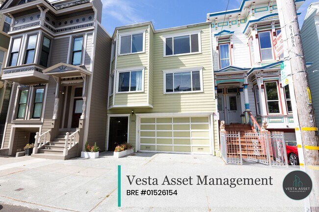 Building Photo - 1464 Grove St