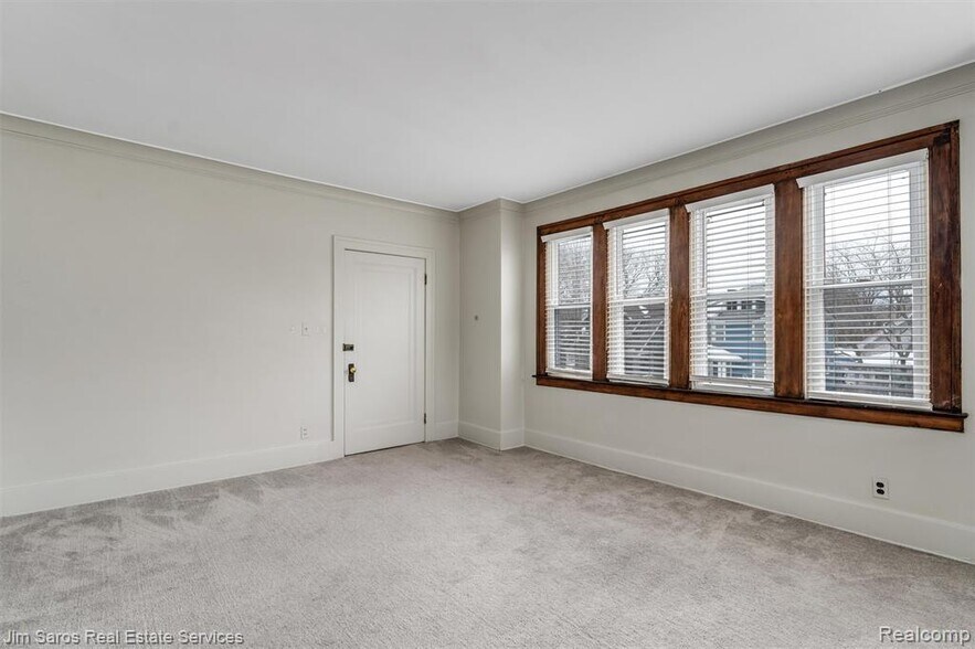 Building Photo - 1308 Beaconsfield Ave