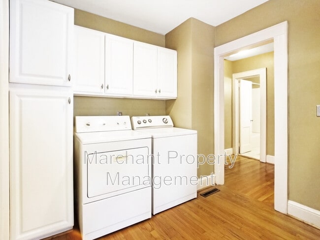 Building Photo - 22 Douglas Dr