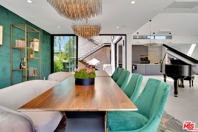 Building Photo - 1368 Beckwith Ave