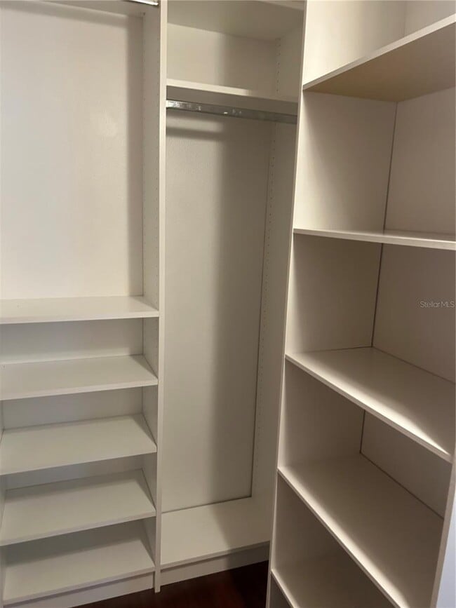 Building Photo - 1525 Cloverbay Ln