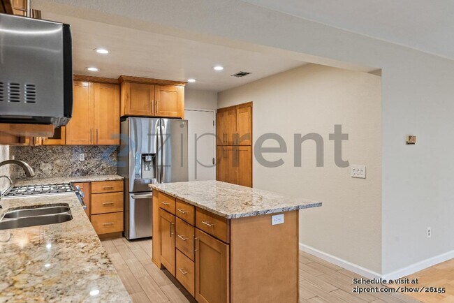 Building Photo - 6125 Linford Terrace