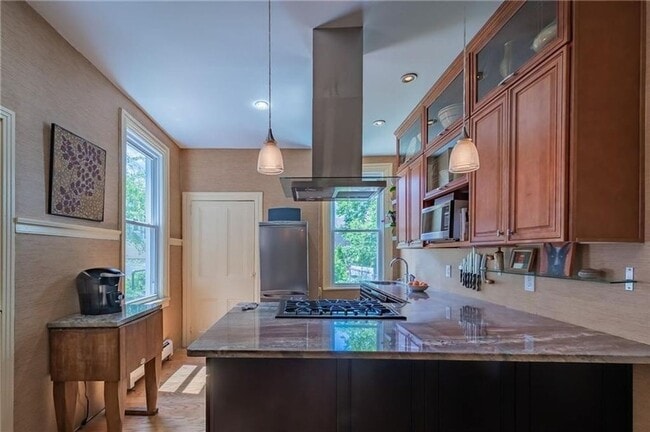 Building Photo - Lawrenceville - 2 BR Single Family Home, Air Condition, Hardwood Floors!