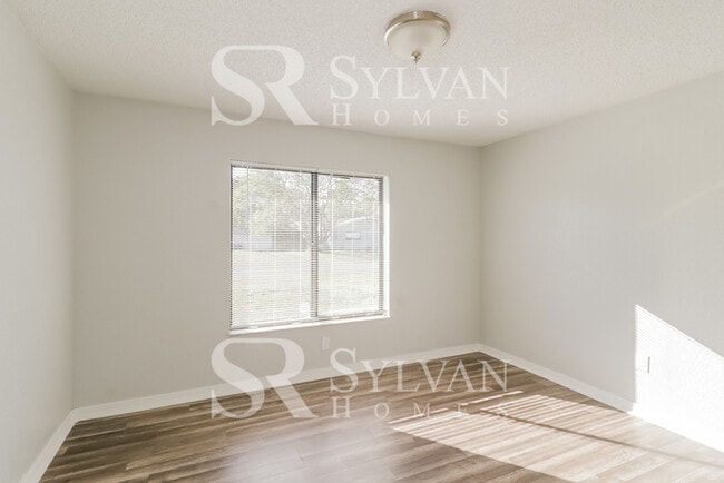 Building Photo - At Last, This Is What You Have Been Search...