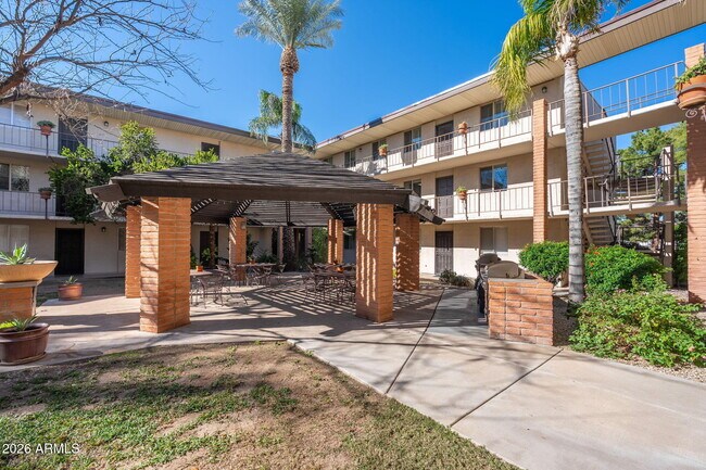 Building Photo - 4727 E Lafayette Blvd