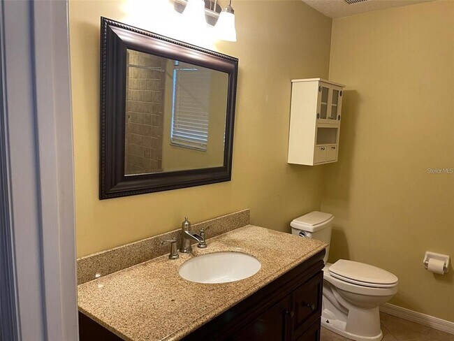 Building Photo - 825 Mary Frank Ct