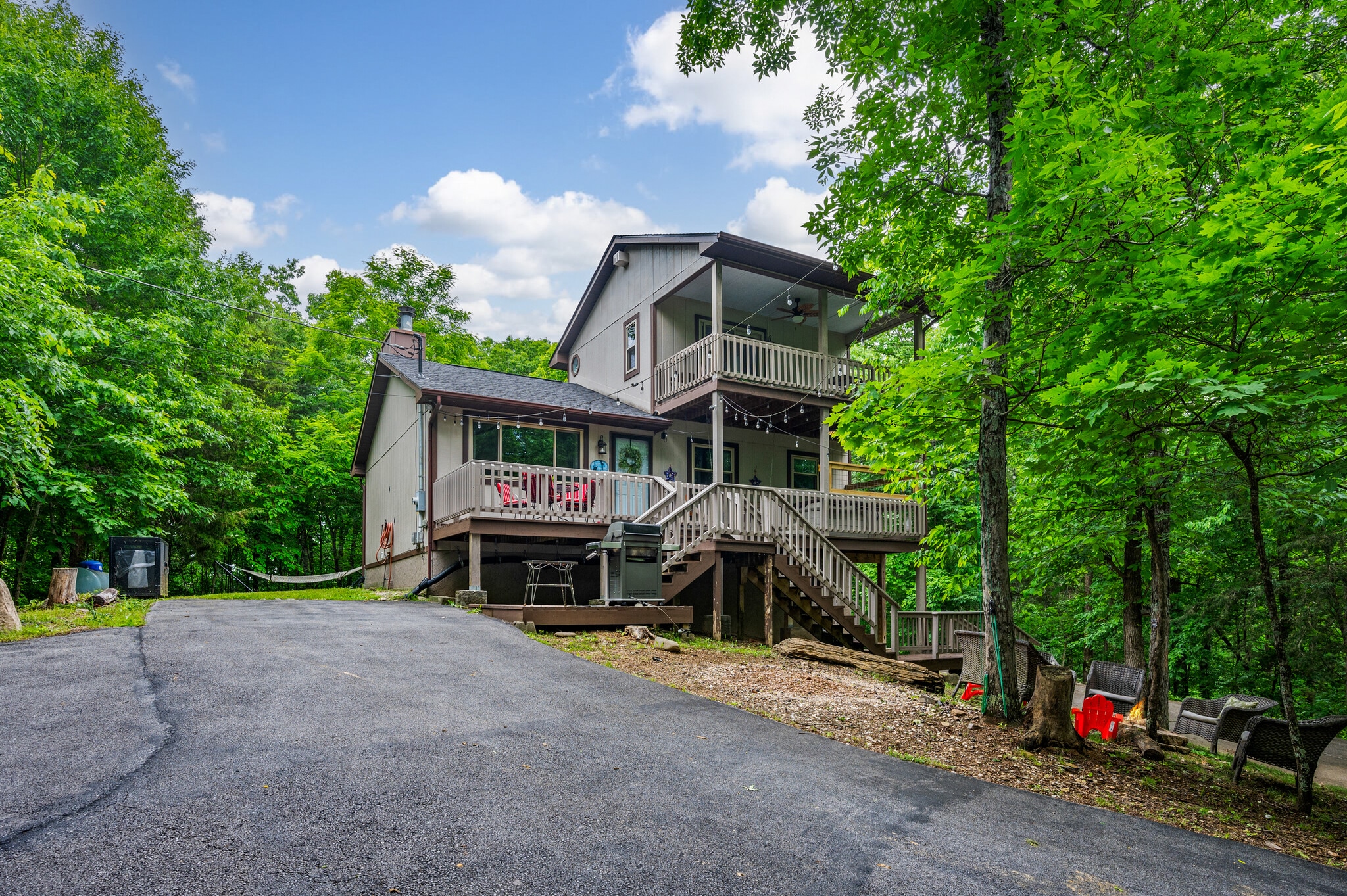 Building Photo - 930 Hideaway Hills Cir