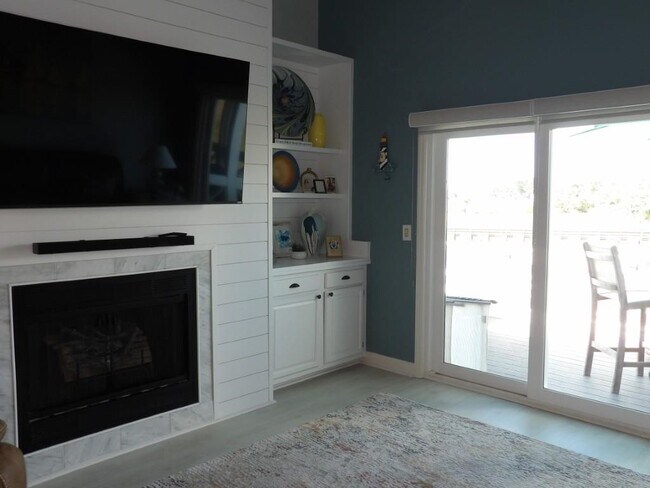 Building Photo - 4396 Baldwin Ave