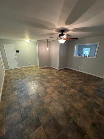 Building Photo - 2121 Cliff Park