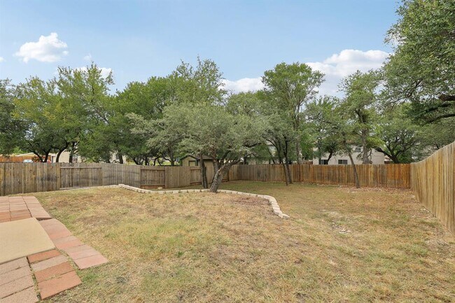 Building Photo - 2703 Vinson Ct
