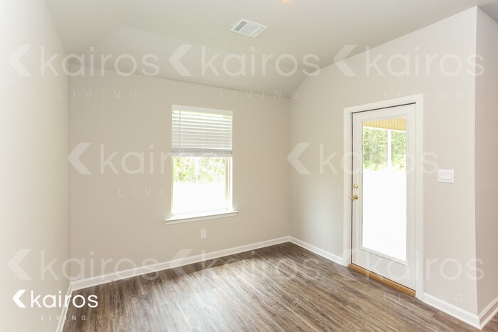 Building Photo - 30962 Clearview Ct